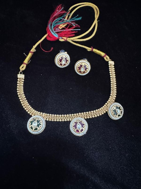 Imitation Jewellery 109