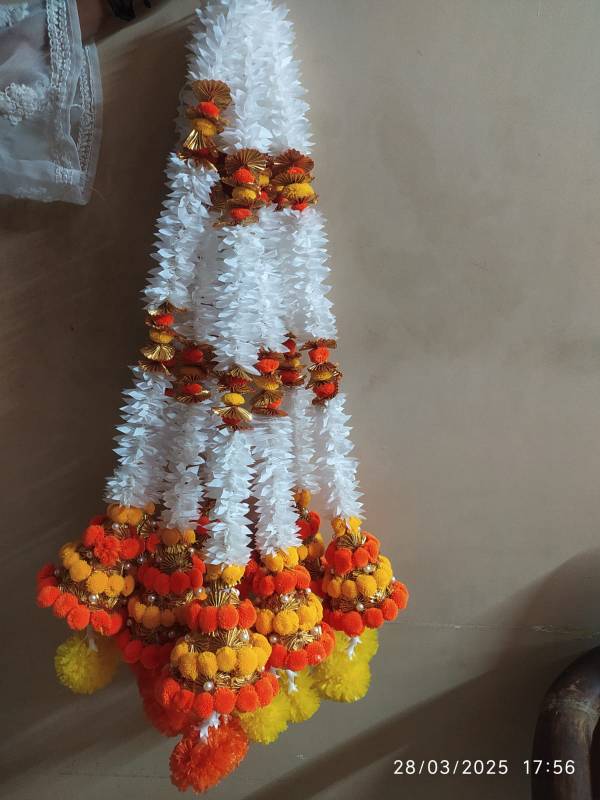 BA 104 Wall Hanging - Gajra Cone Latkan (PAIR)