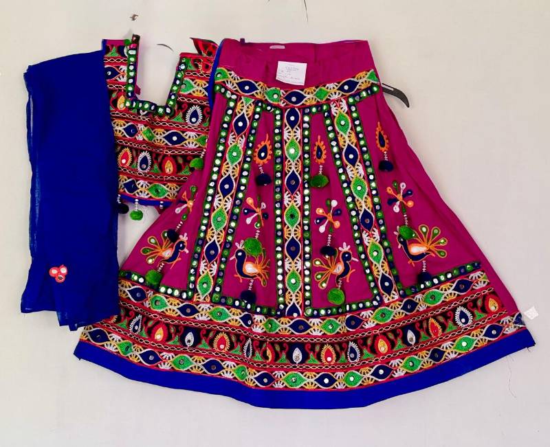 Ghaghra 213. Size 24. Age 4-5yr. Lenght 24 in