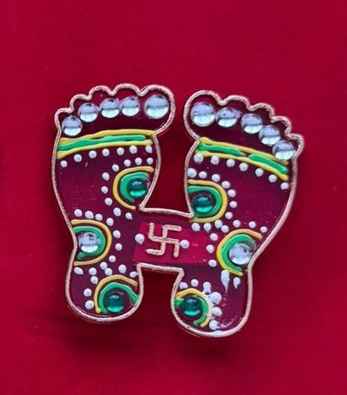 Laxmi Charan 203 Plastic Red