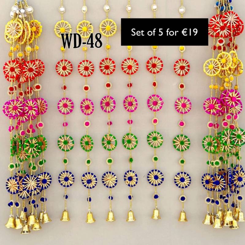 SH 112 Multicolour Ring Hanging (PAIR)