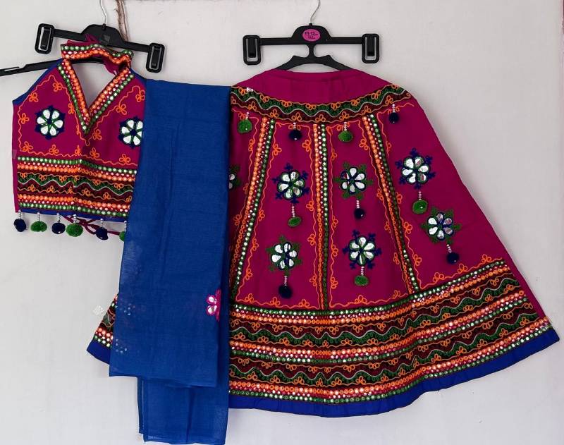 Ghaghra 311.. Size 26.. Age 6-8 yr. Lenght 26 inch