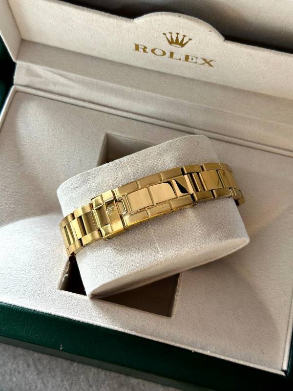 Rolex Submariner Gold