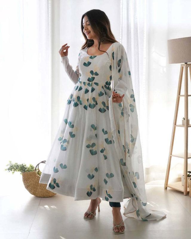 Stylish White Organza Anarkali Kurta Set with Beautiful Printed Dupatta – Trendy Ethnic & Wedding Wear Outfit