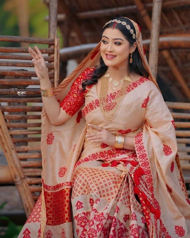 Mix POLY Paat Mekhela Sador Assamese MEKHELA SADOR MEKLA CHADAR MIX PAT JURA MEKEHLA