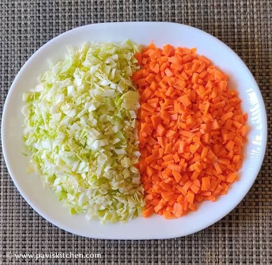 Cabbage and carrot thoran 200g