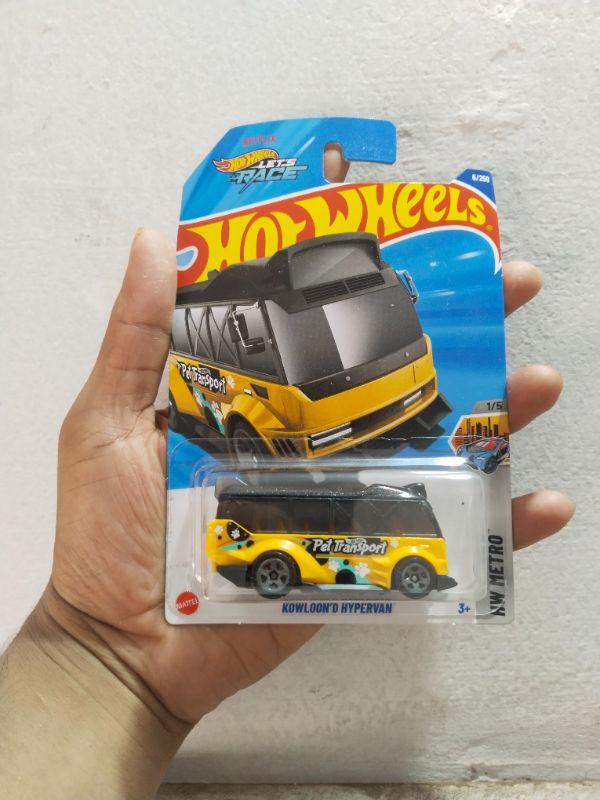 HOTWHEELS KOWLOON'D HYPERVAN