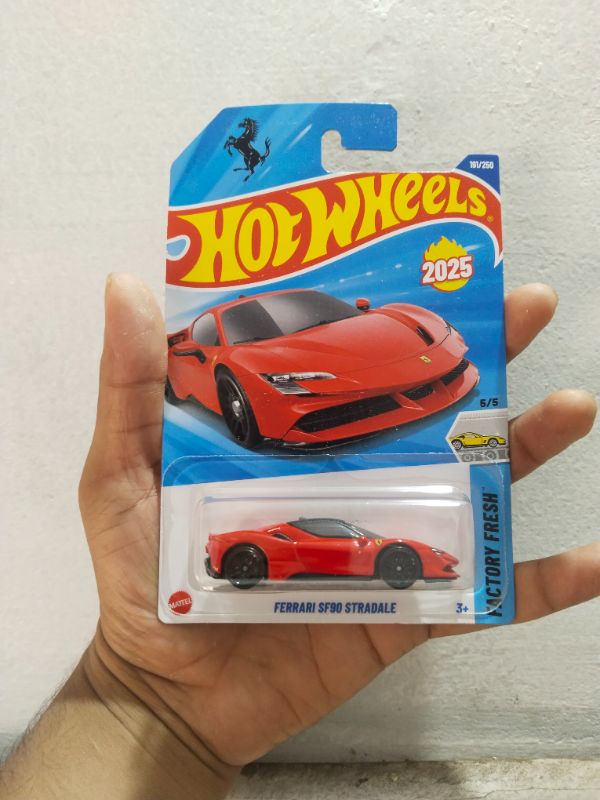 HOT WHEELS FERRARI SF90 STRADALE