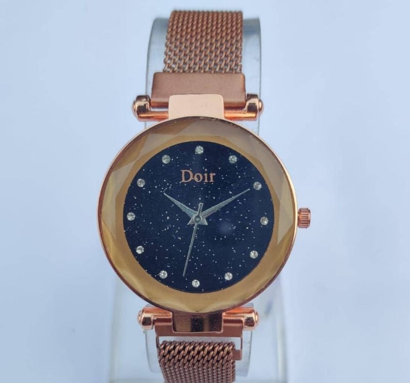 DOIR Women Stainless Steel Classic Wrist Watch
