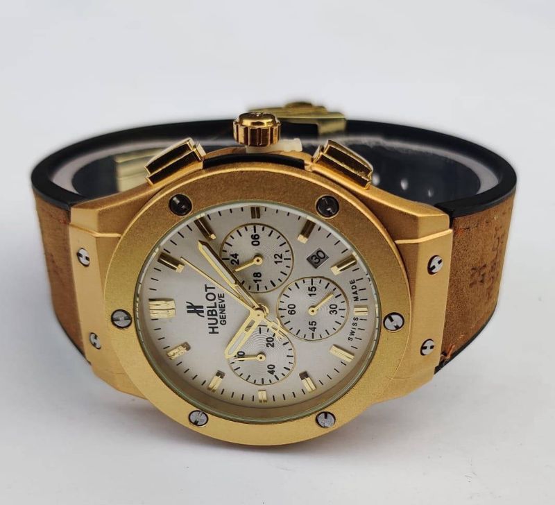 Men’s Chronograph Quartz Watch – Stainless Steel Case with Leather Strap