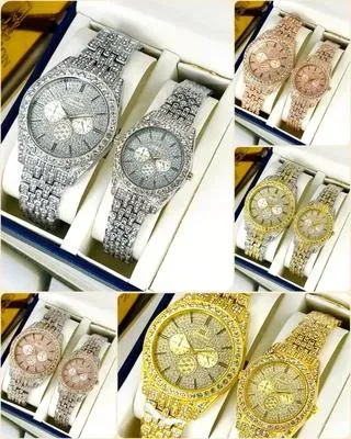 Unisex Golden Quartz Watches - 2 Pcs Couple Set