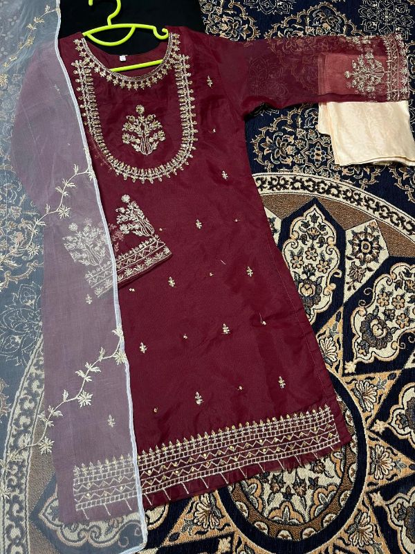 2 Pcs Girl's Organza Printed Kurta And Pajama
