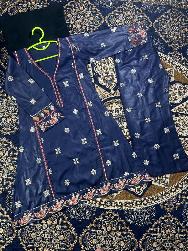 2 Pcs Girl's Cotton Embroidered Kurta And Pajama