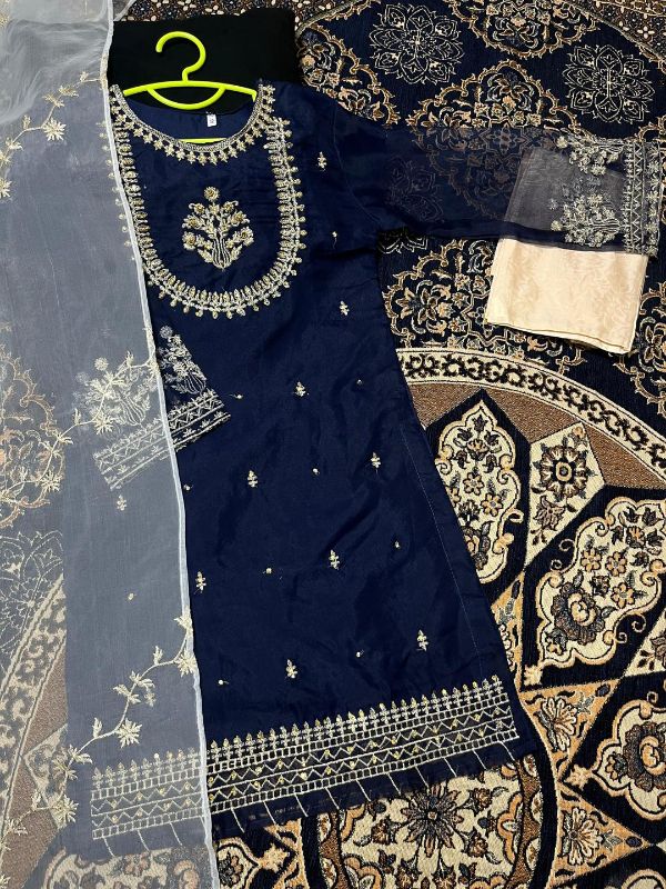 2 Pcs Girl's Organza Printed Kurta And Pajama