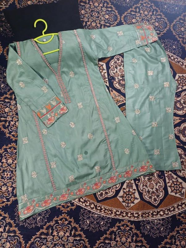 2 Pcs Girl's Cotton Embroidered Kurta And Pajama