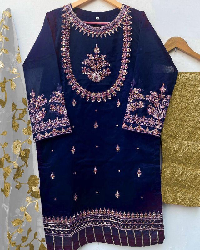 2 Pcs Girl's Organza Printed Kurta And Pajama