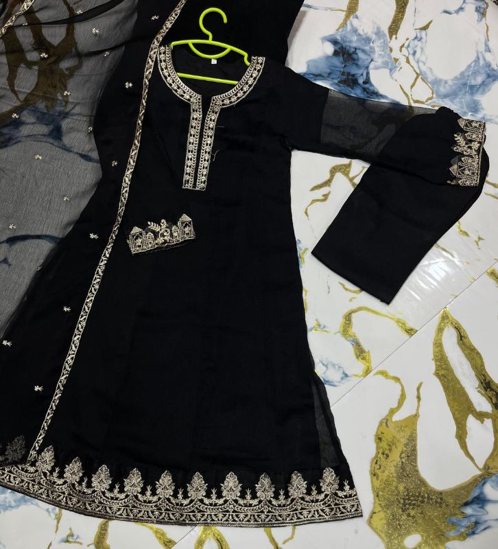 3 Pcs Girl's Chiffon Embroidered Kurta And Shalwar Suit