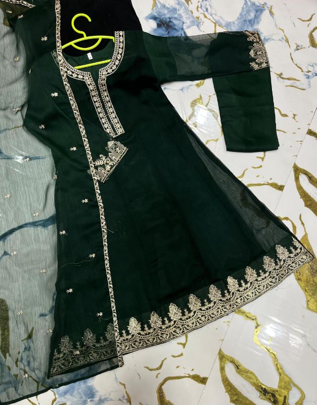 3 Pcs Girl's Chiffon Embroidered Kurta And Shalwar Suit