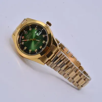 High Quality Rolex Day-Date Men Watch| Green sunburst dial Men Watch | Bracelet Style Men Watch With Water-resistant Quality