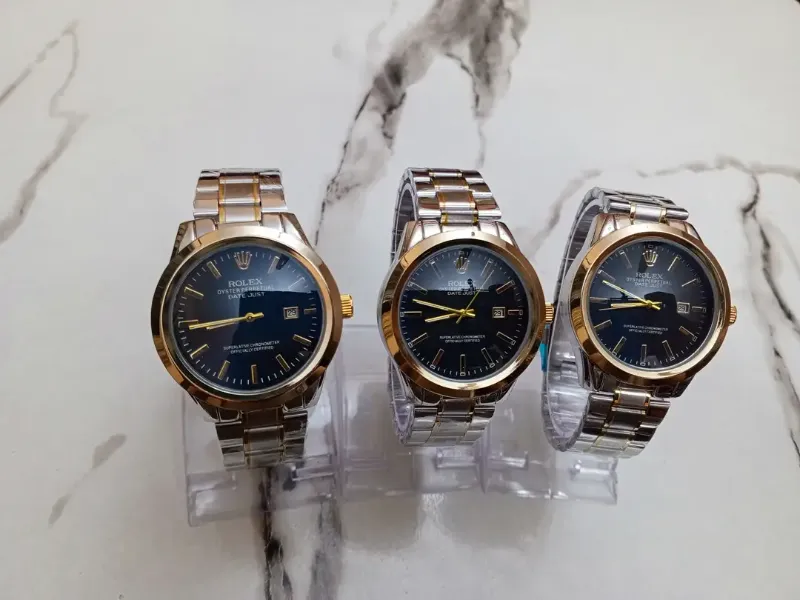 Men's Modern Stylish look Watch With Date Random Multicolor Dial