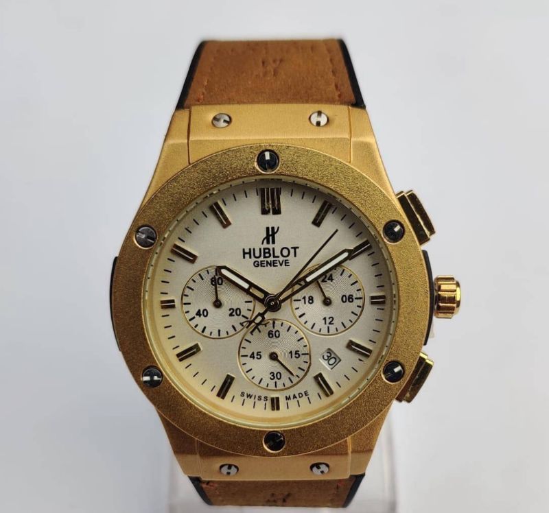 Men’s Chronograph Quartz Watch – Stainless Steel Case with Leather Strap