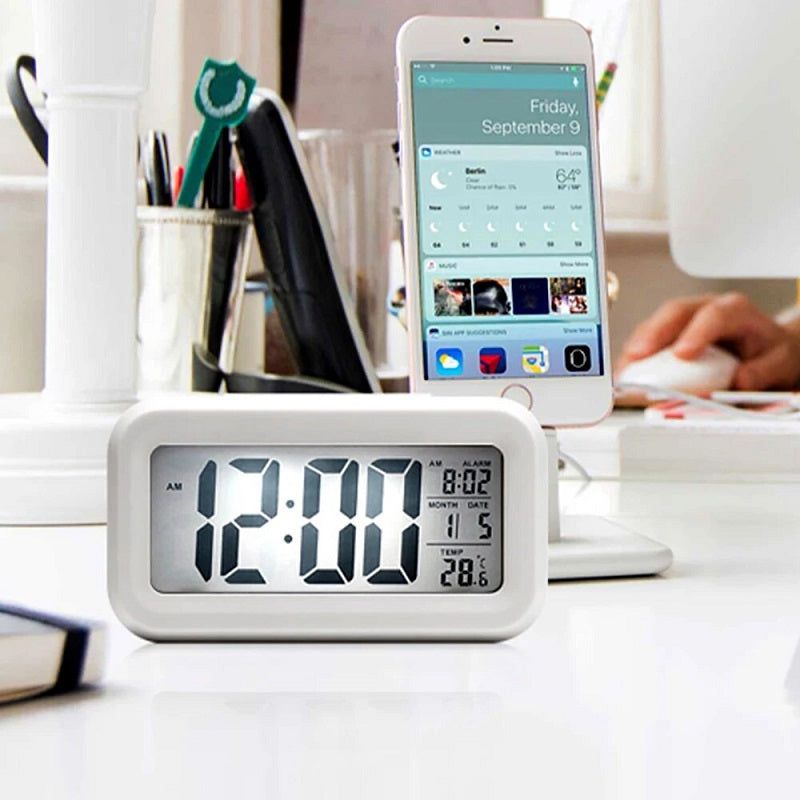 SM-1540 LED Digital Alarm Clock with Snooze & Calendar