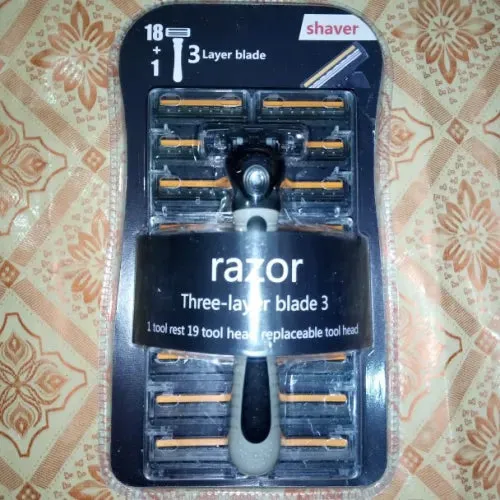 3-Layer Reusable Razor with Imported Blades – Men & Women Triple Blade Shaver