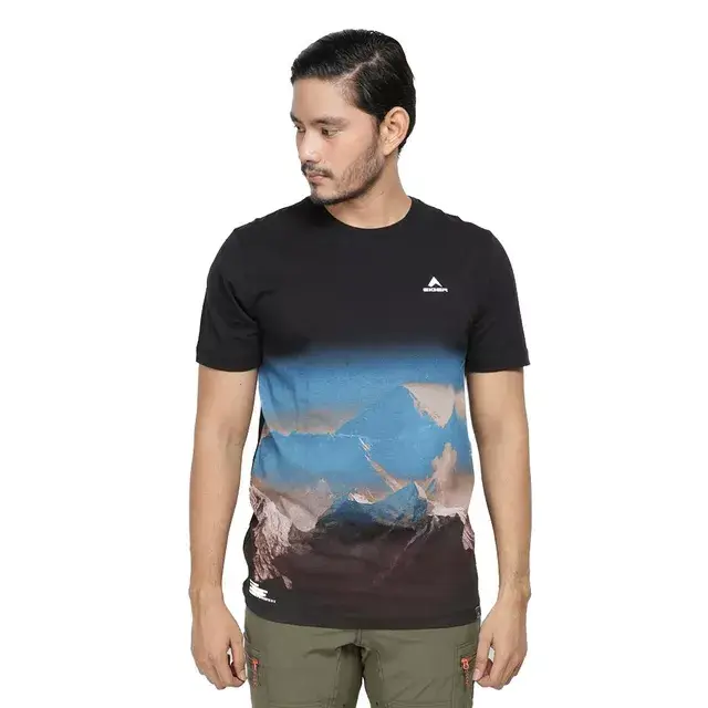 SAGARMATHA S/S T-SHIRT (910003824)