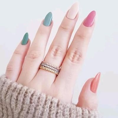 12 Pcs Quick-Drying Resists Peeling Nail Polish - Professional Quality for Smooth Coverage