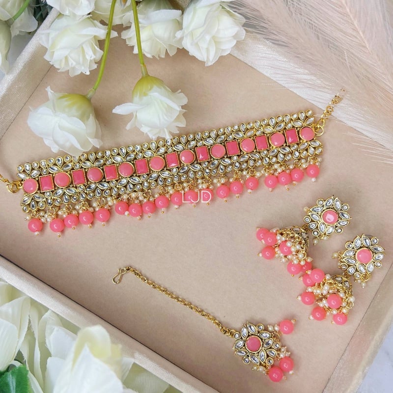 SOFIA- Kundan Choker Set
