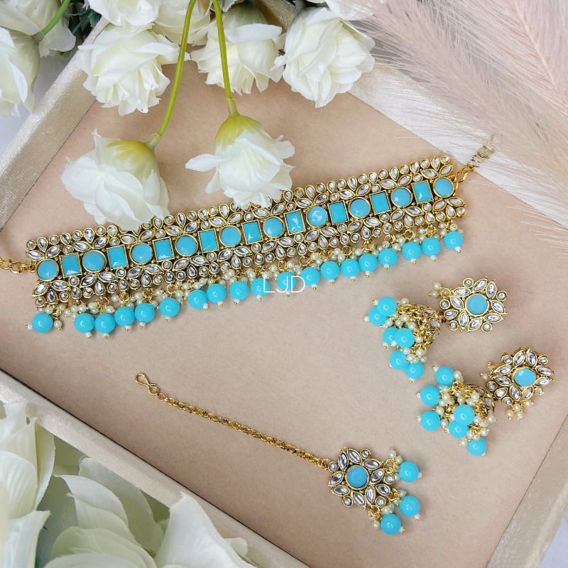 SOFIA- Kundan Choker Set