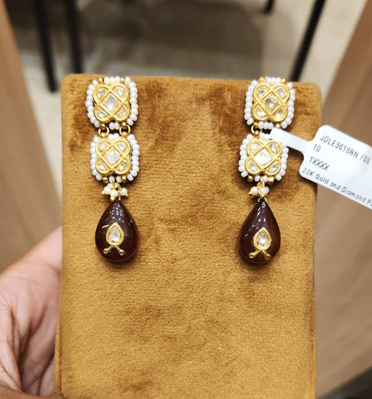 SMALL BROWN DROP LIGHT WT GOLD JADAU EARRINGS