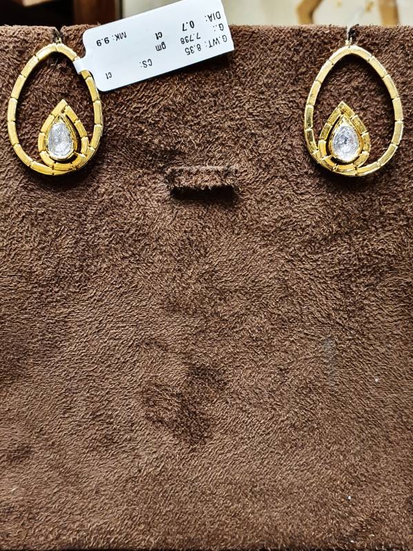 PEAR HAPE GOLD JADAU POLKI EARRINGS