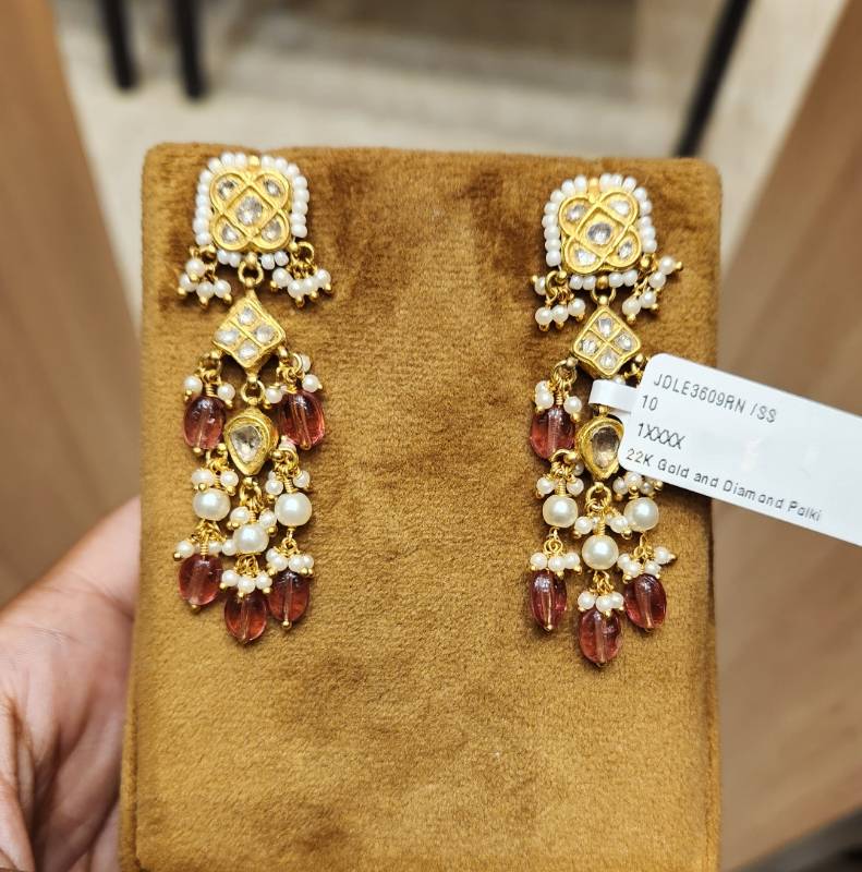 2 KITTY DROP LIGHT WT GOLD JADAU EARRINGS