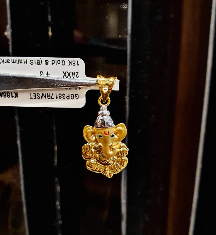 GANESH JI  PLAIN GOLD PENDANT