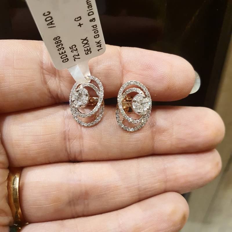 DOUBLE OVAL PRESSURESETTING GOLD DIAMOND EARRINGS