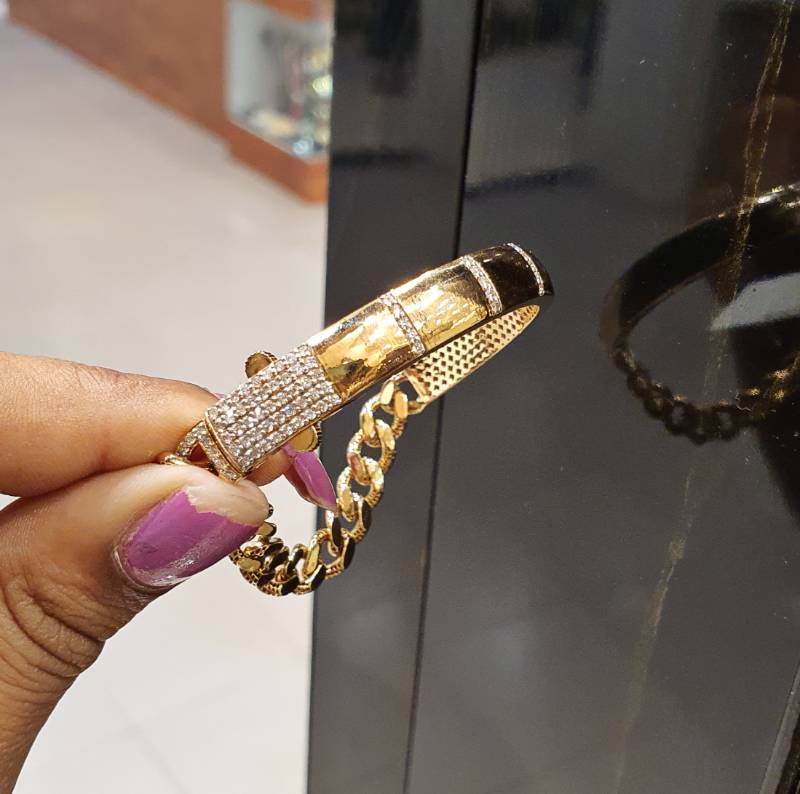 HALF CARA CHAIN  GOLD DIAMOND BRACELET