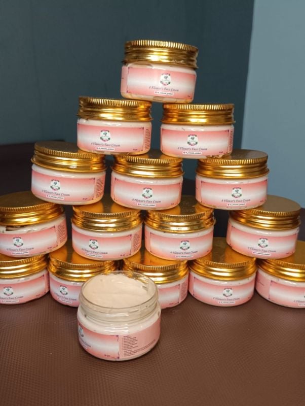 4 Flower's Face Cream