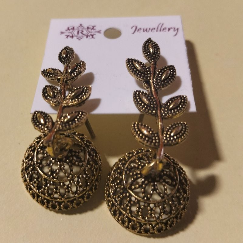 Golden Leave Jhomkay