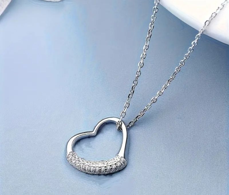Imported Silver Moving Heart Necklace