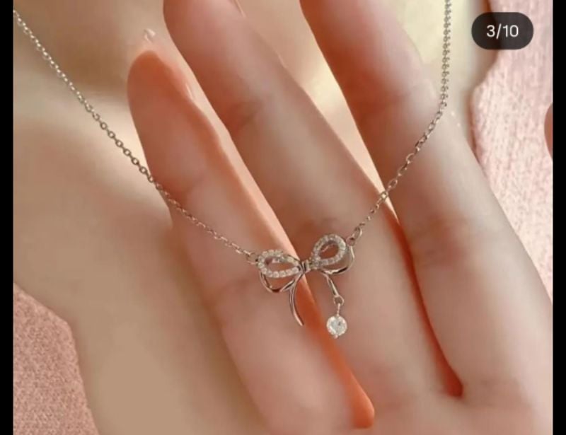 Bow Necklace Silver