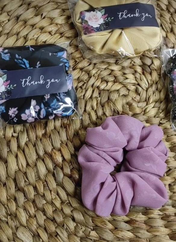 Ikat Rambut Bungkus Plastik Isi 50