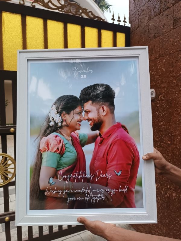 A2 (24×18) inch Photo Frame