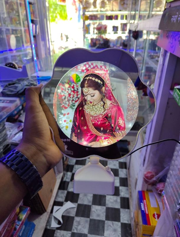 Flower Shape Magic Mirror