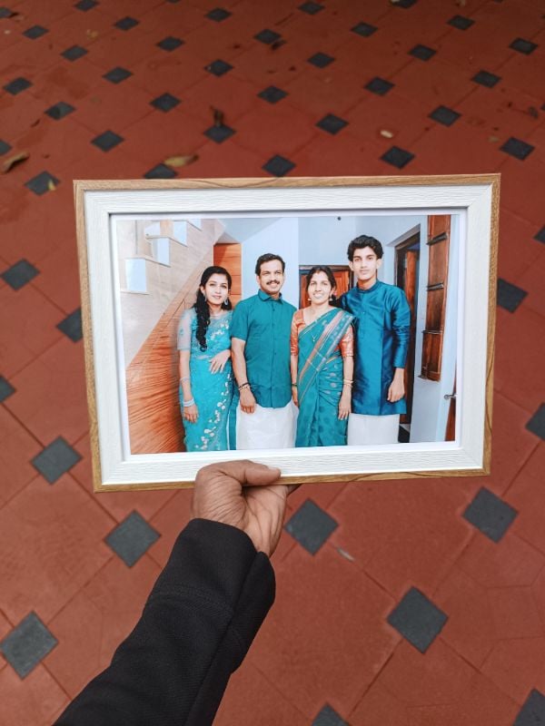 A4 (12×8) inch Photo Frame