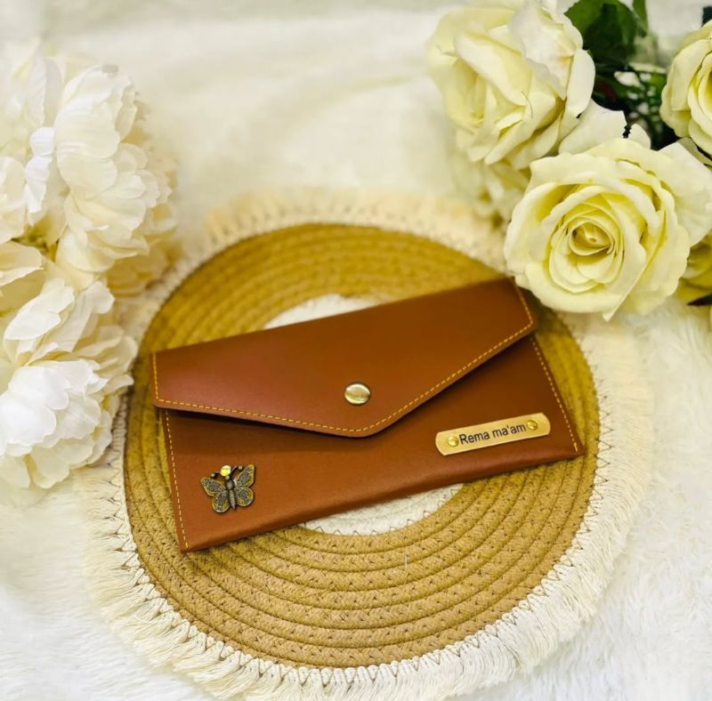 Ladies Wallet - Name & Charm