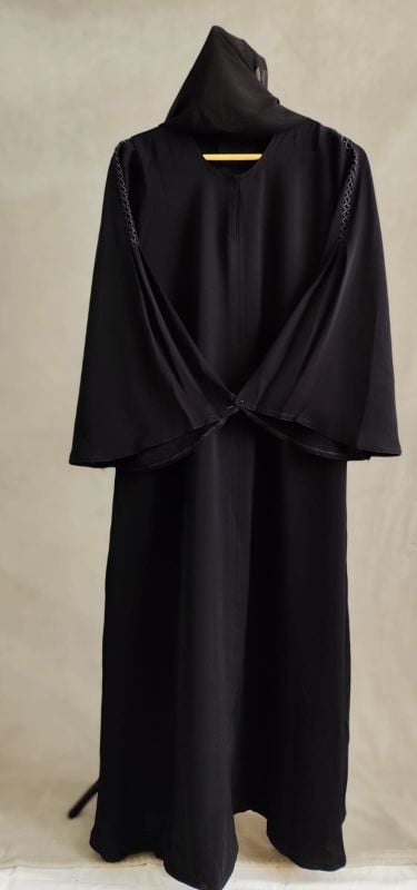 Abaya with bell sleeves