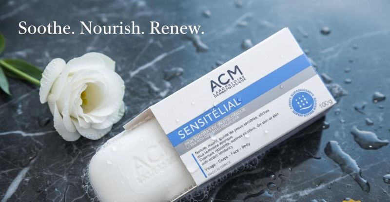 صابون ACM Sensitélial Ultra Rich الطبيعي فائق الترطيب | منظف خالٍ من الصابون للبشرة الحساسة والجافة  ACM Sensitélial Ultra Rich Natural Moisturizing Cleansing Bar | Soap-Free Cleanser for Sensitive and Dry Skin