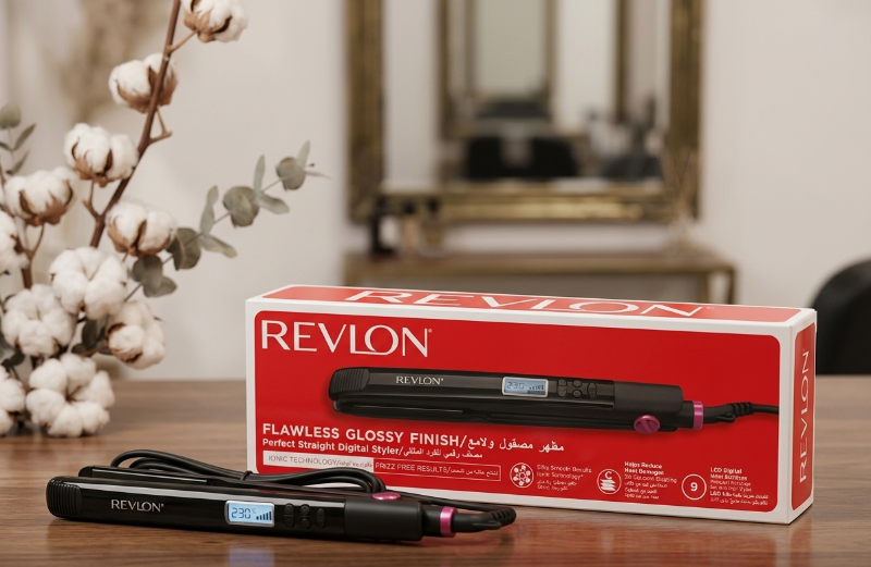 Revlon Perfect Straight 230 Digital Styler RVST2165: 3X Ceramic, Ionic, 9 Heat Settings to 230°C – Auto Shut-Off