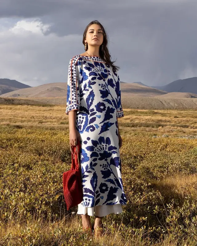 Chic Women's Stitched Printed Swiss Lawn Shirt And Trouser 2 Pcs Set blue